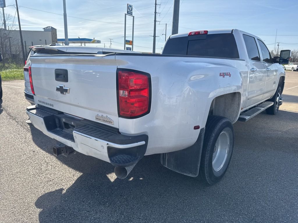 Used 2019 Chevrolet Silverado 3500 High Country w/ Duramax Plus Package image 6