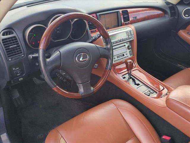 Used 2005 Lexus SC 430 Convertible image 9