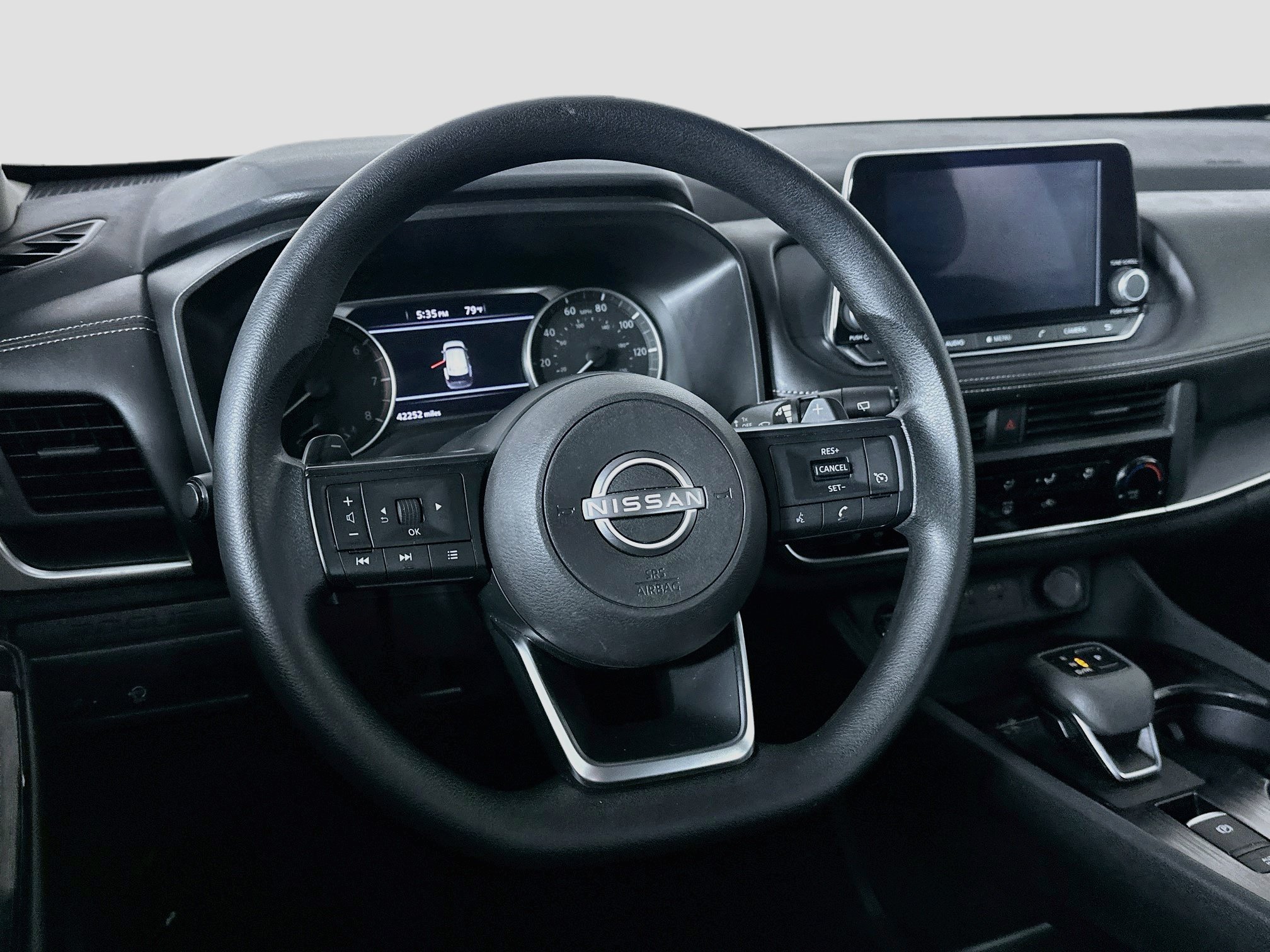 Used 2024 Nissan Rogue S FWD image 18