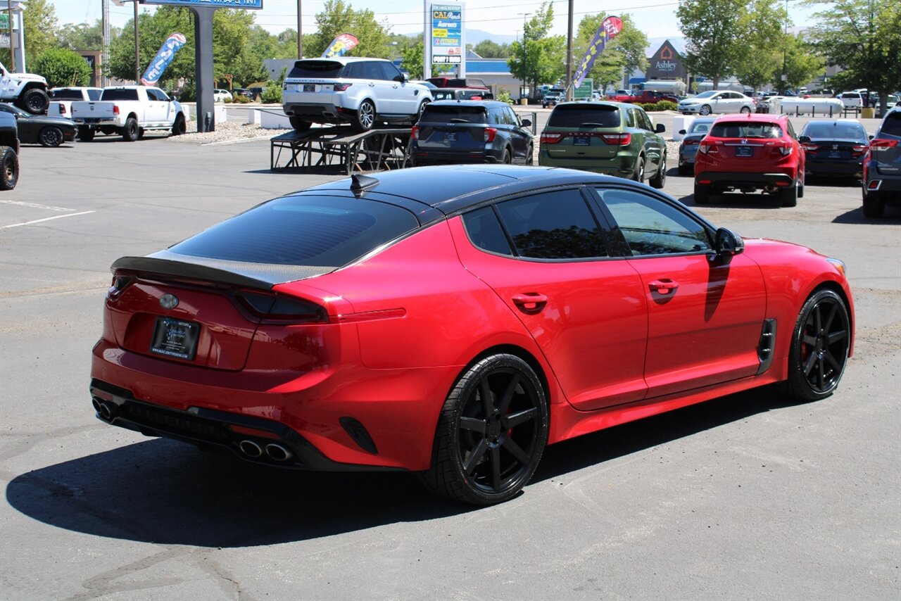 Used 2018 Kia Stinger GT2 AWD/4WD image 10