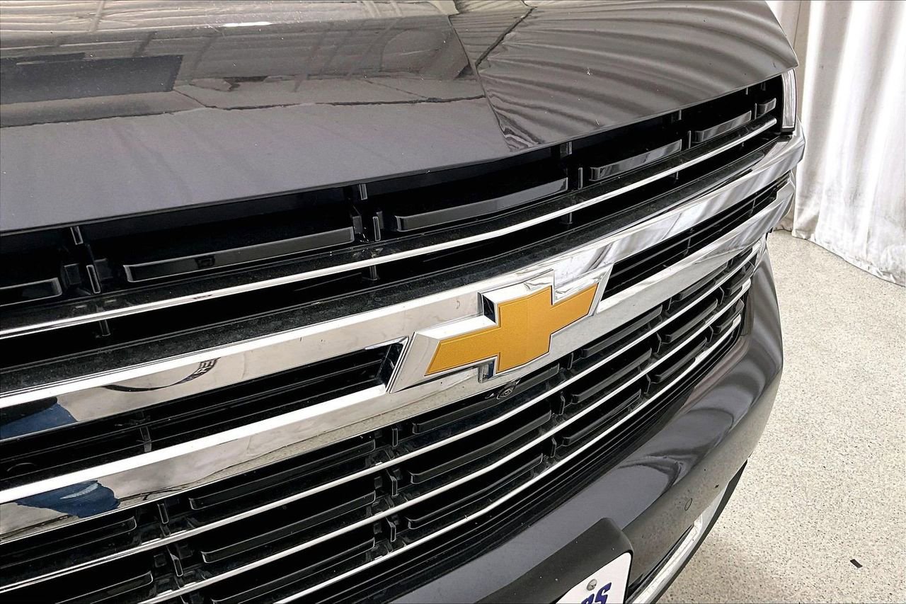 Used 2023 Chevrolet Tahoe LT w/ Luxury Package image 7