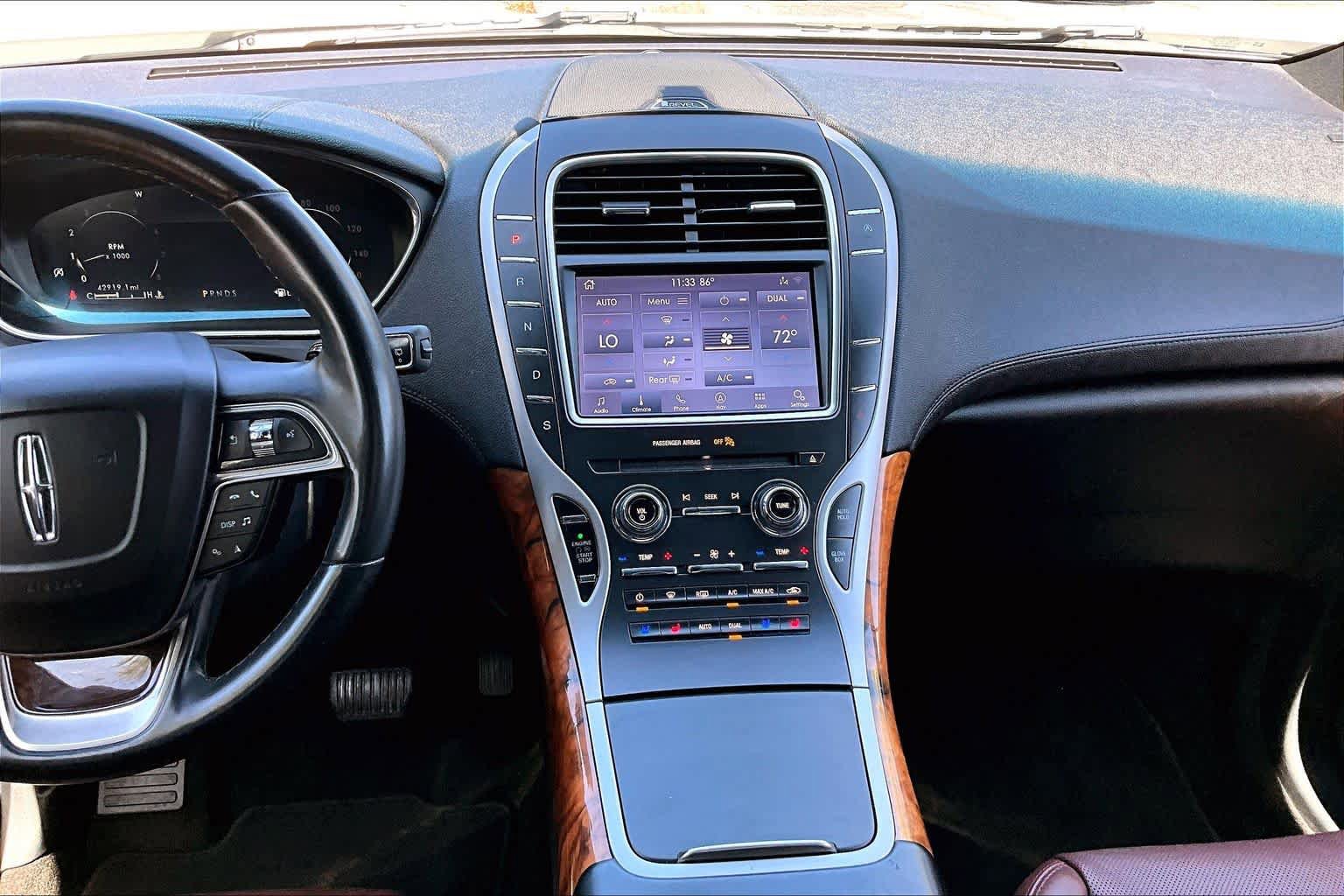 Used 2020 Lincoln Nautilus Reserve FWD image 7