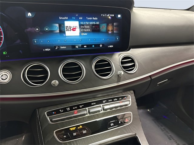 Used 2022 Mercedes-Benz E 450 4MATIC Sedan image 21