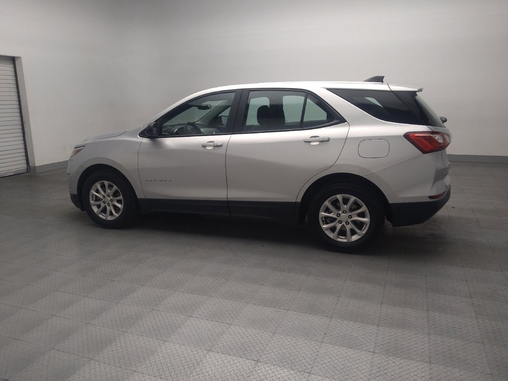 Used 2021 Chevrolet Equinox LS FWD image 3