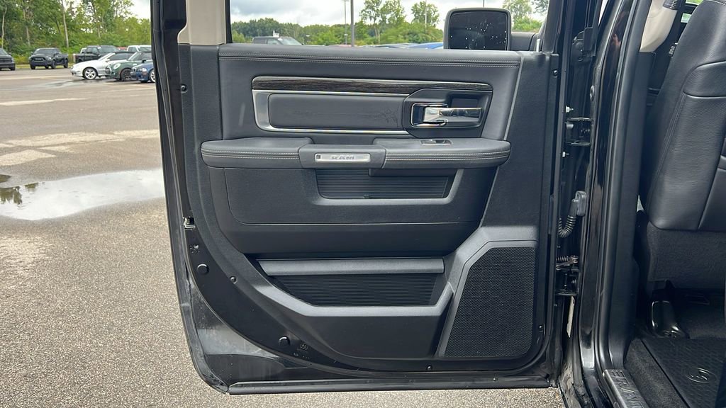 Used 2014 RAM 1500 Limited AWD/4WD image 27