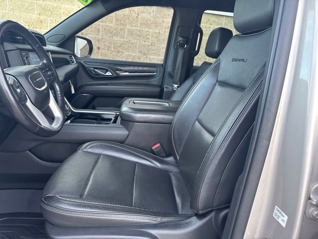 Used 2021 GMC Yukon Denali w/ Denali Premium Package AWD/4WD image 20