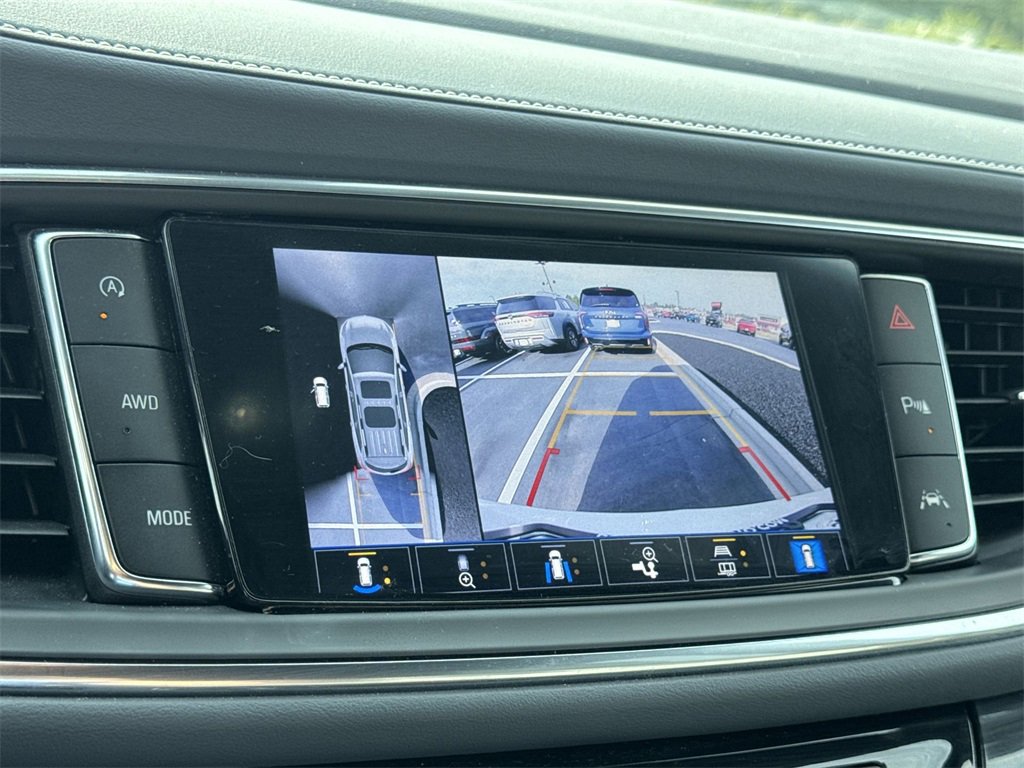 Used 2024 Buick Enclave Essence image 23