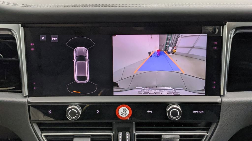 Certified 2024 Porsche Macan S AWD/4WD image 53