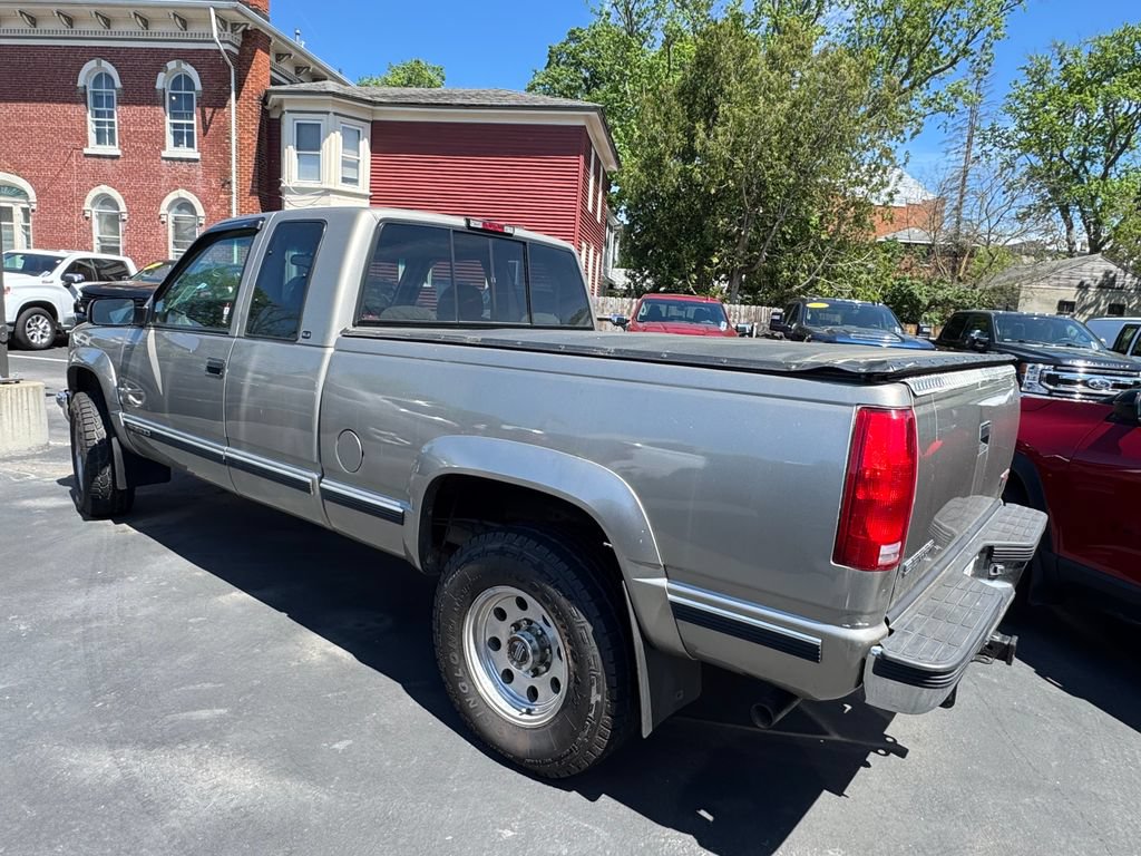 Used 2000 GMC Sierra 2500 4x4 Extended Cab HD w/ SLE Marketing Option Pkg 3 image 4