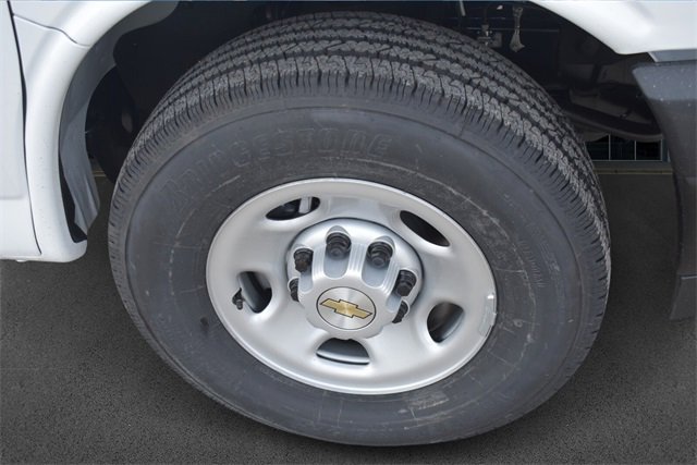 New 2025 Chevrolet Express 2500 Work Van image 11