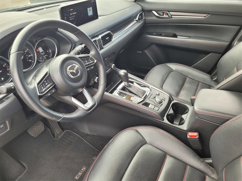 Used 2025 MAZDA CX-5 Carbon Edition image 18