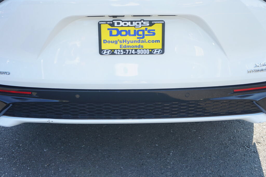 Used 2022 Toyota Sienna XSE w/ XSE Plus Package AWD/4WD image 9