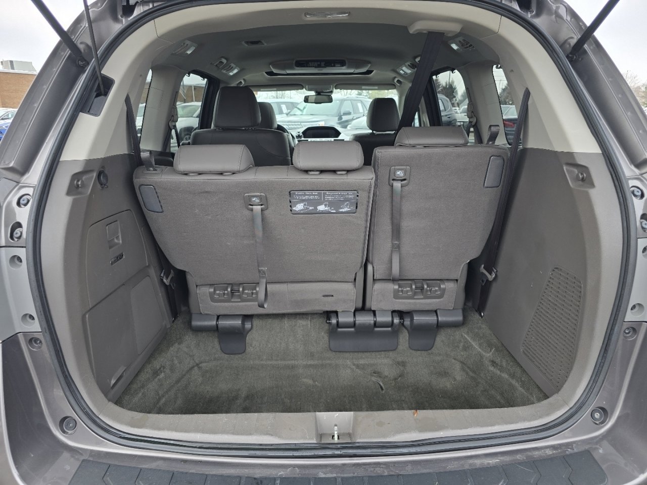 Used 2015 Honda Odyssey Touring Elite image 25