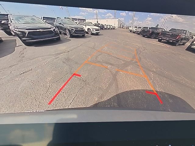 New 2026 Chevrolet Traverse LT image 15