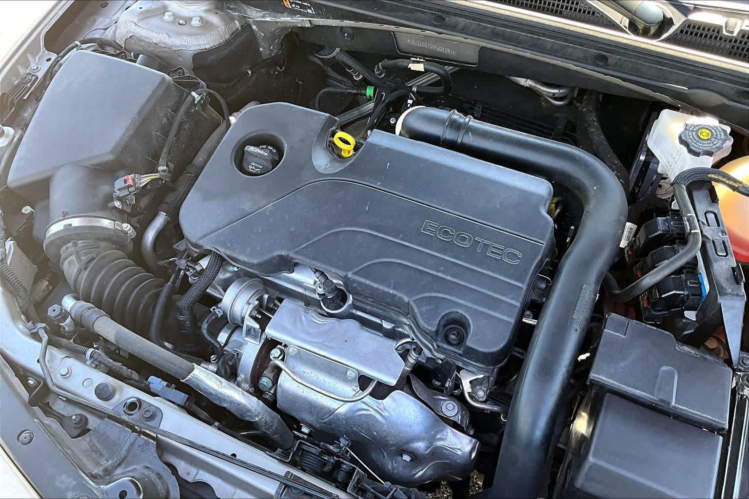 Used 2024 Chevrolet Malibu LT FWD image 35