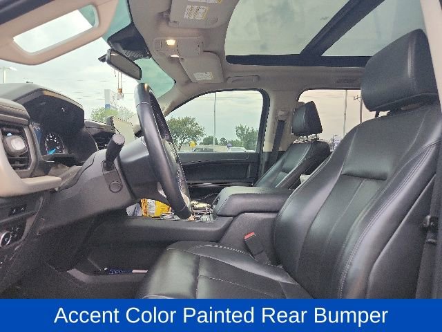 Used 2023 Ford Expedition XLT RWD image 13
