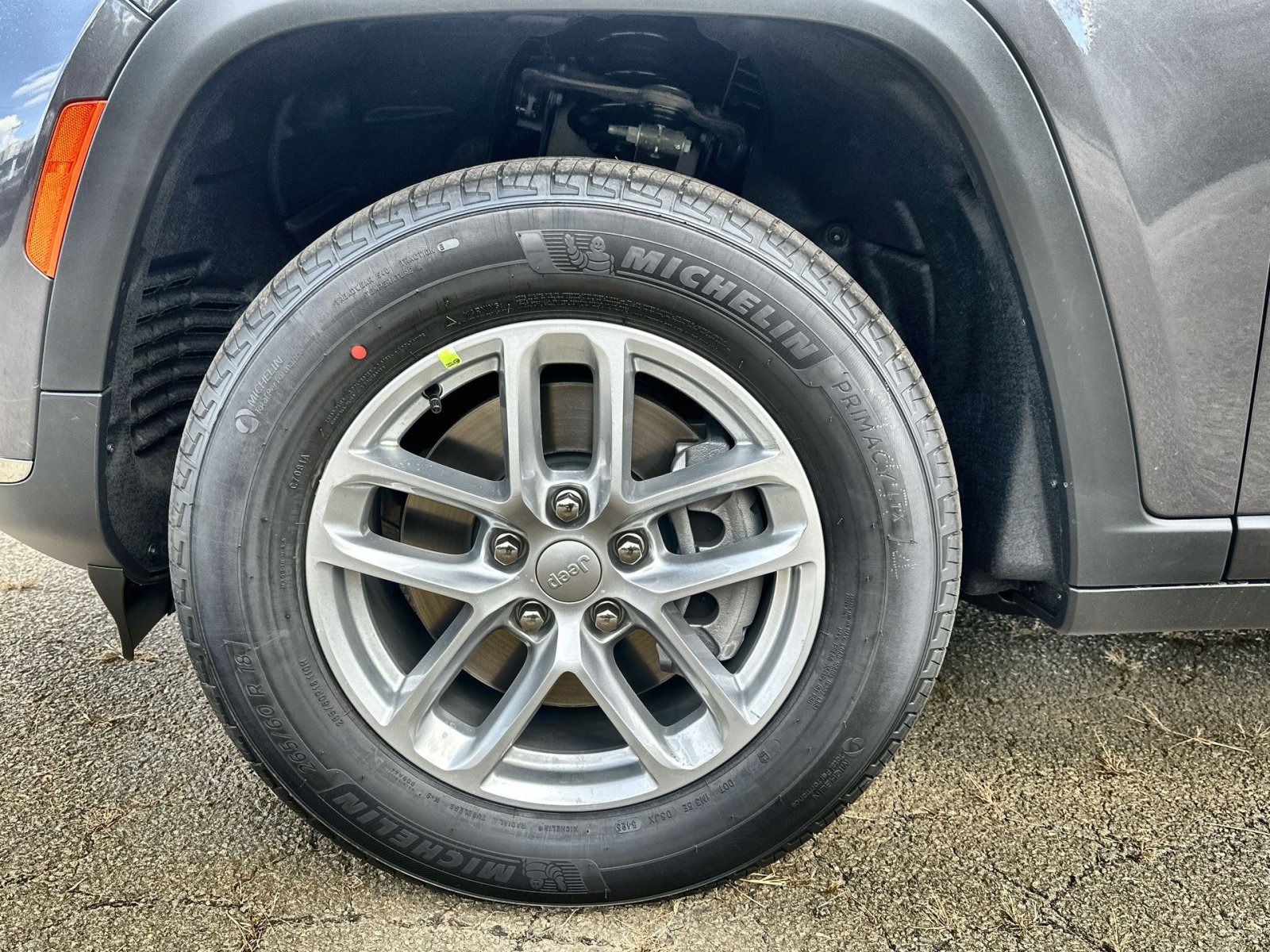 New 2025 Jeep Grand Cherokee L Laredo w/ Luxury Tech Group I image 12