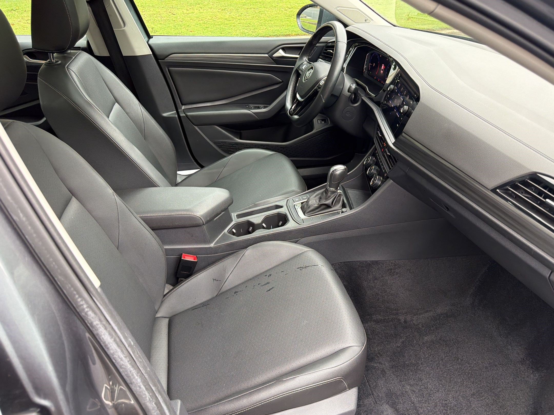 Used 2019 Volkswagen Jetta SEL FWD image 21