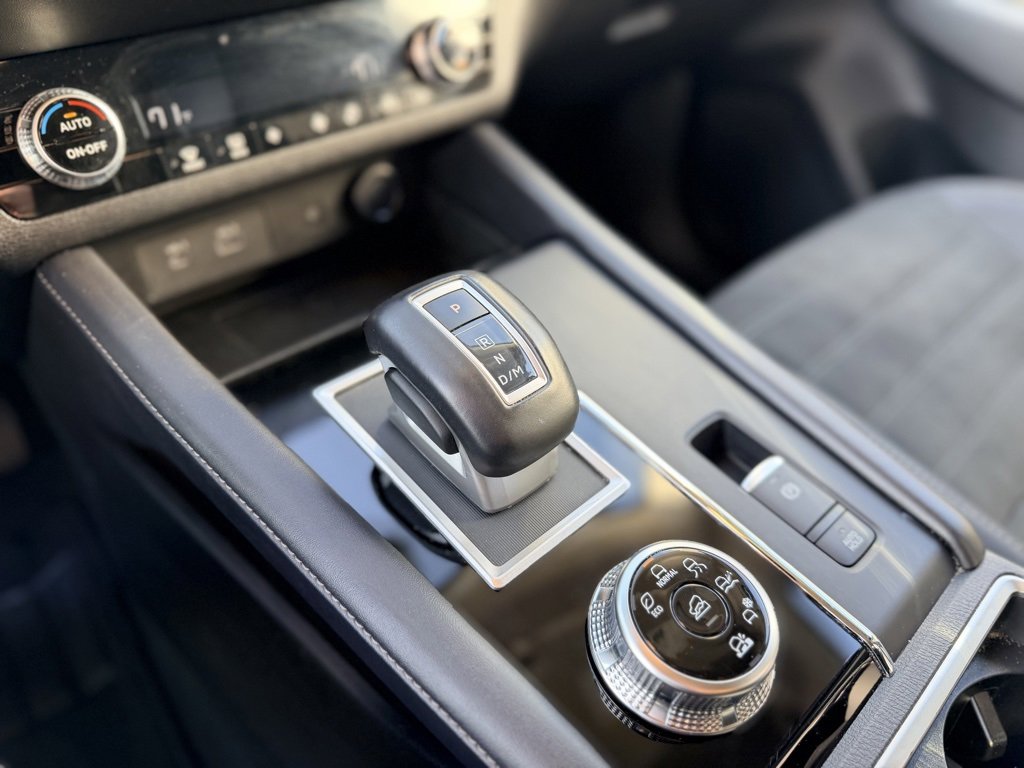 Used 2024 Mitsubishi Outlander SE image 34