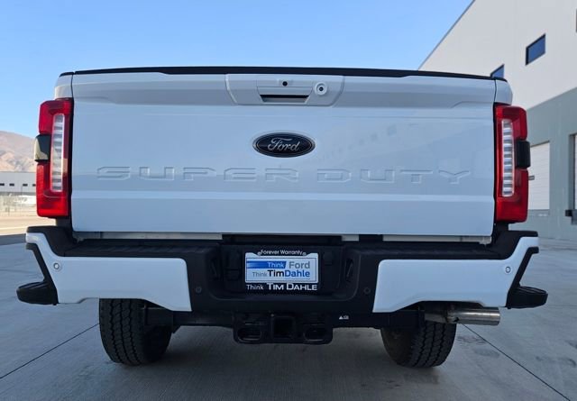 New 2026 Ford F350 Lariat w/ Black Appearance Package image 4