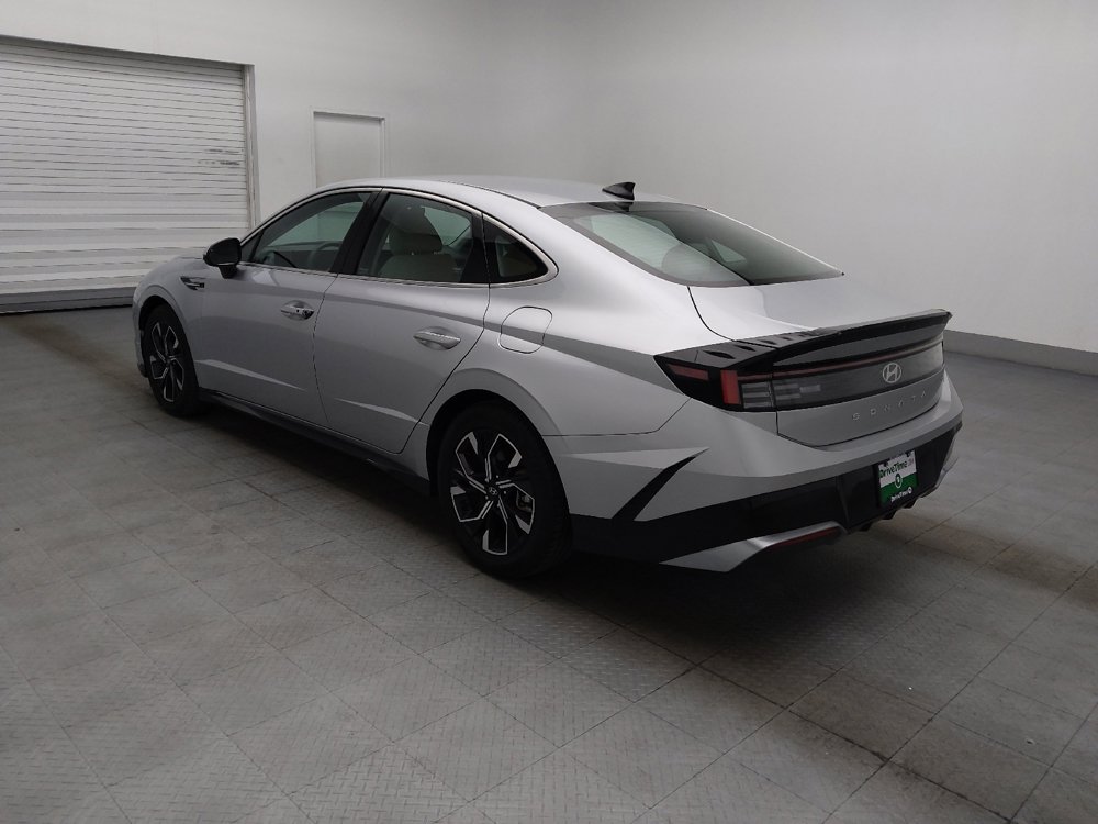 Used 2025 Hyundai Sonata SEL AWD/4WD image 3