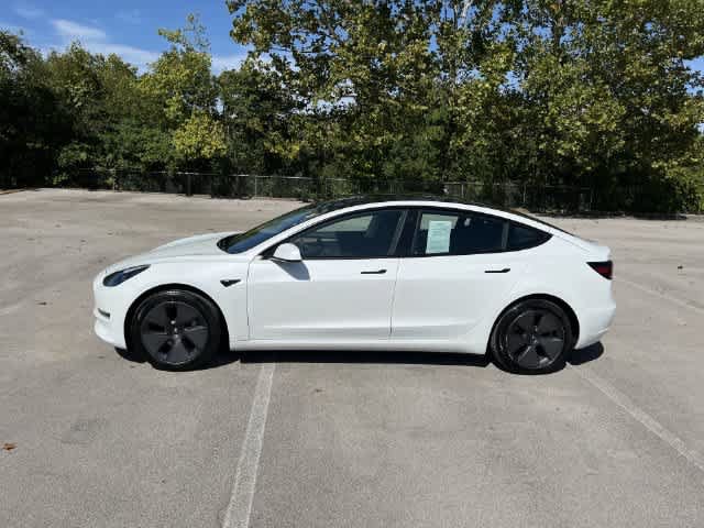 Used 2023 Tesla Model 3 Standard Range RWD image 5