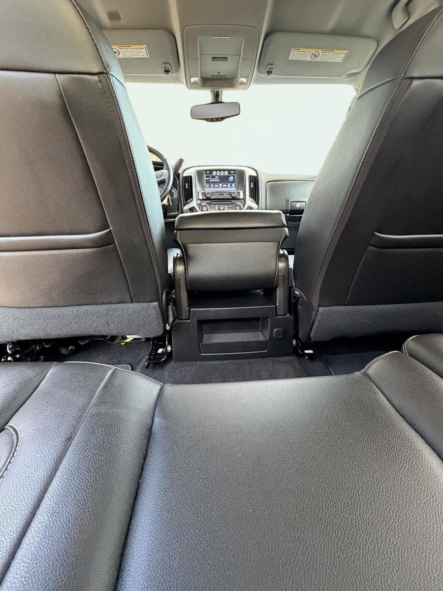 Used 2018 GMC Sierra 2500 SLT w/ Duramax Plus Package AWD/4WD image 18