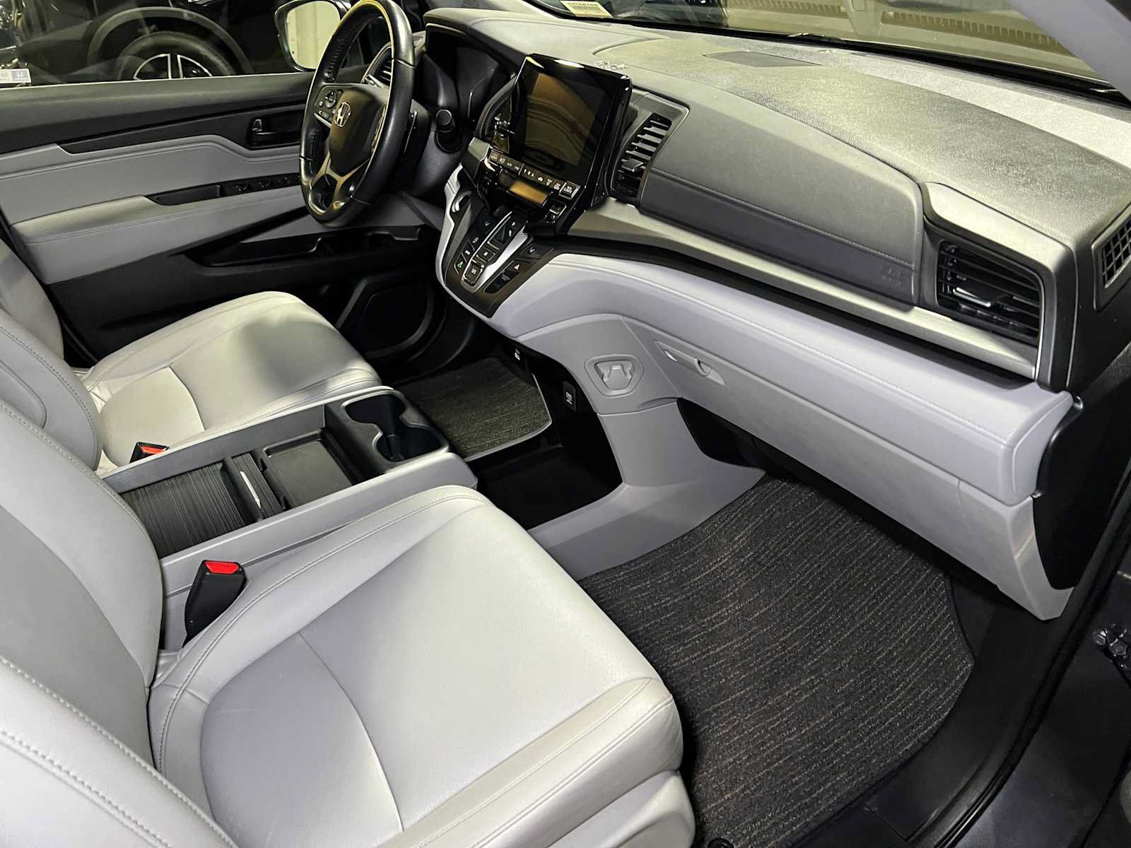 Used 2022 Honda Odyssey EX-L image 11
