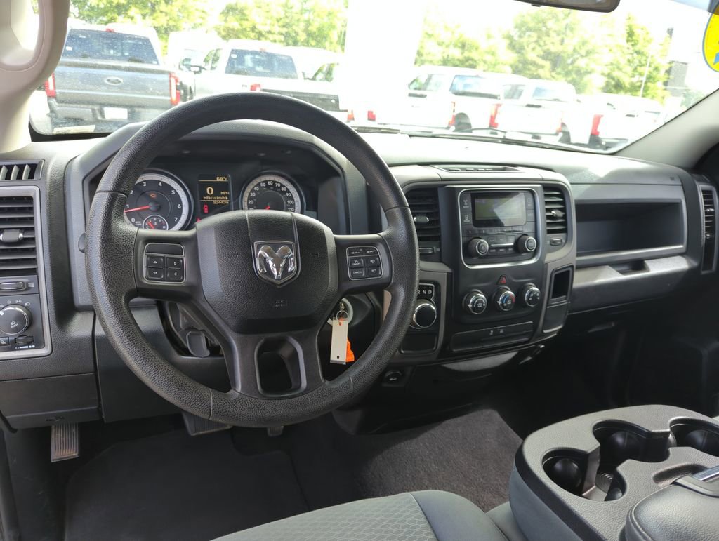 Used 2015 RAM 1500 Express RWD image 14