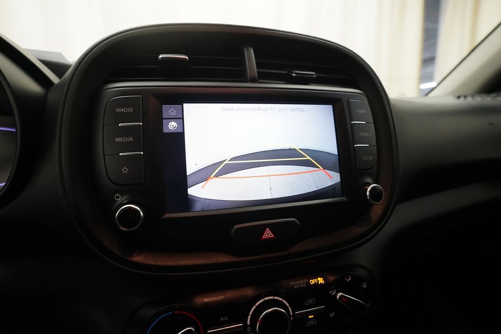Certified 2023 Kia Soul LX w/ LX Technology Package image 19