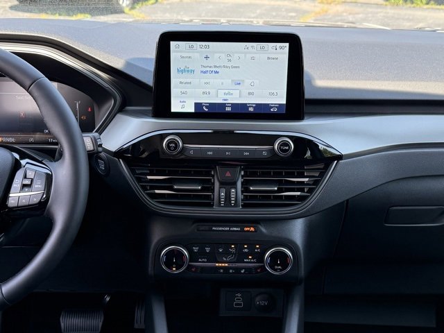 New 2025 Ford Escape Active w/ Cold Weather Package image 16