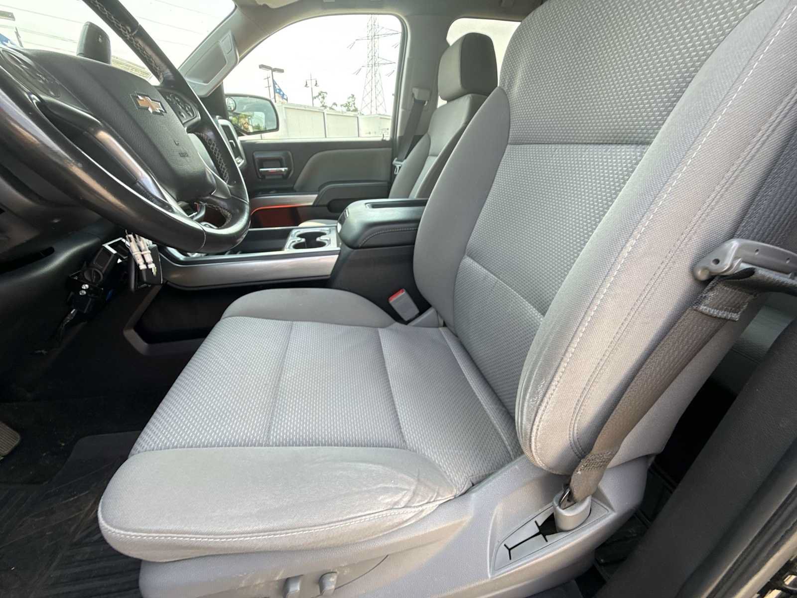 Used 2018 Chevrolet Silverado 1500 LT w/ Texas Edition AWD/4WD image 32