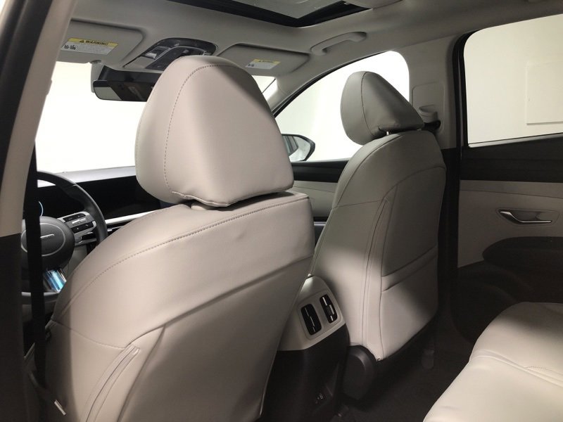 New 2026 Hyundai Tucson SEL image 18