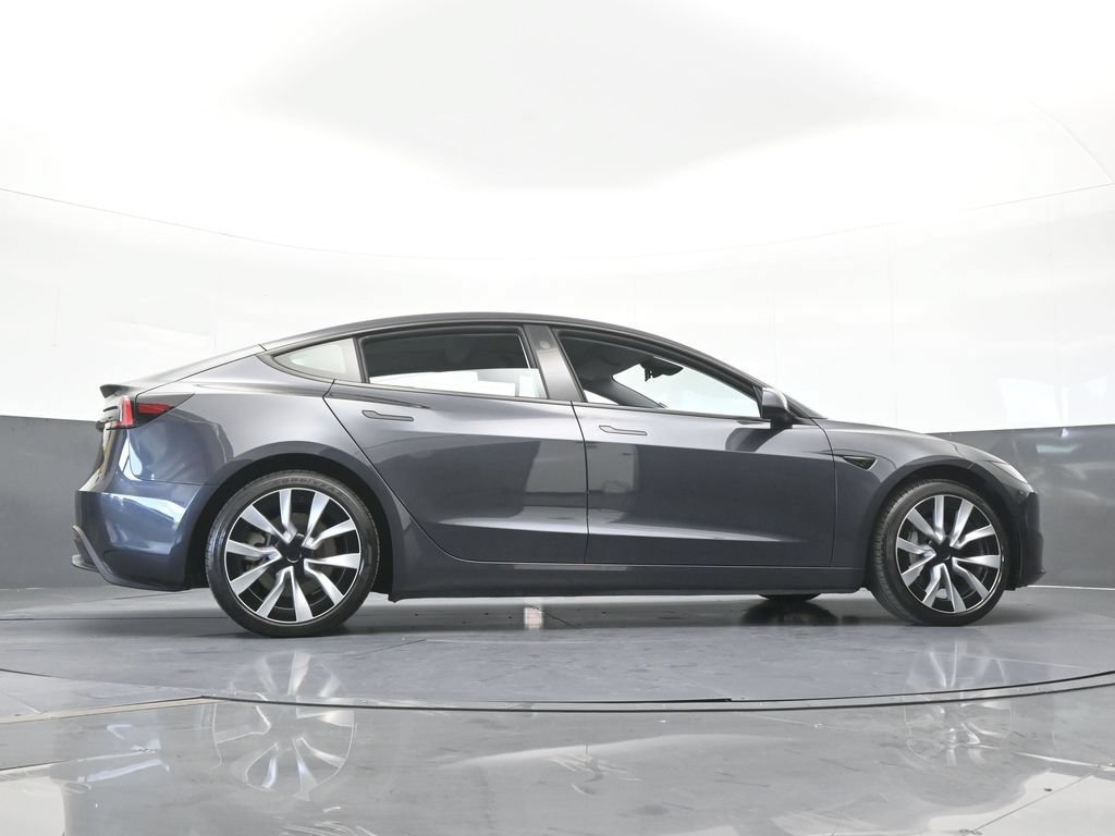 Used 2025 Tesla Model 3 Long Range RWD image 29