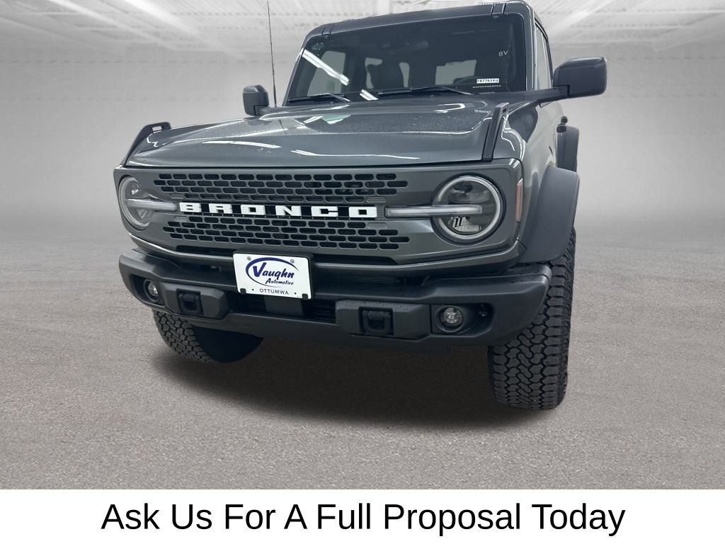 New 2025 Ford Bronco Badlands w/ Sasquatch Package AWD/4WD image 4