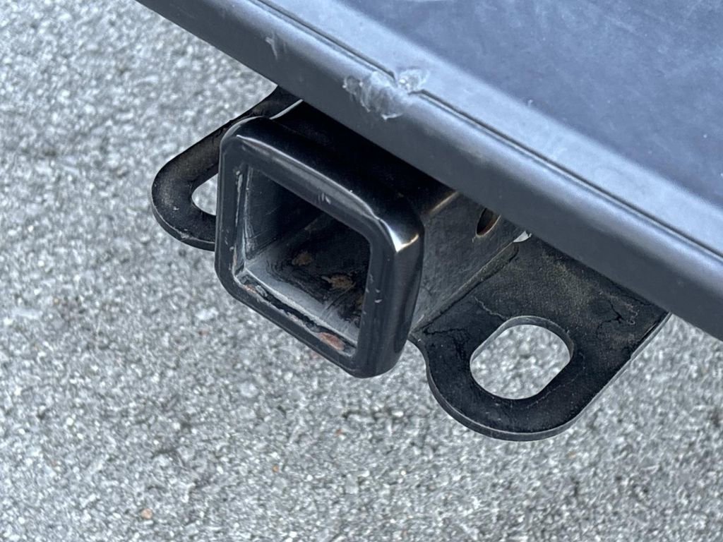 Used 2023 Jeep Gladiator Sport image 18