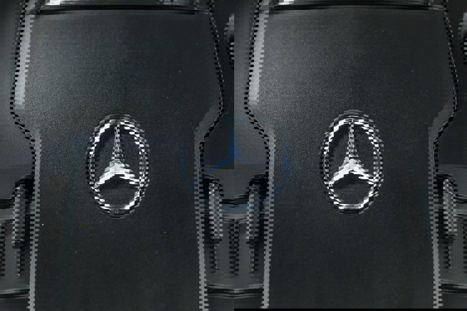 Used 2024 Mercedes-Benz GLS 580 4MATIC image 35