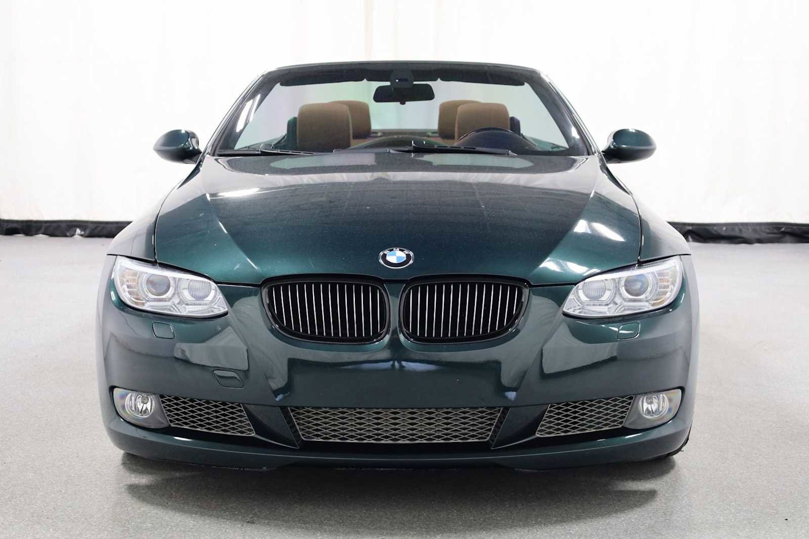 Used 2007 BMW 335i Convertible image 14
