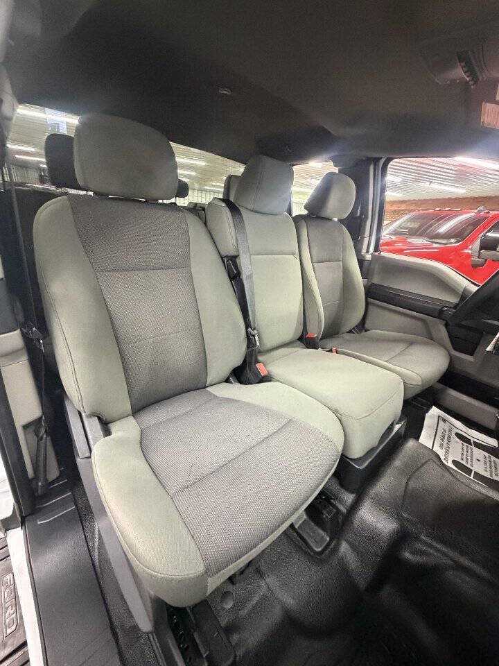 Used 2022 Ford F250 XL w/ Power Equipment Group AWD/4WD image 34