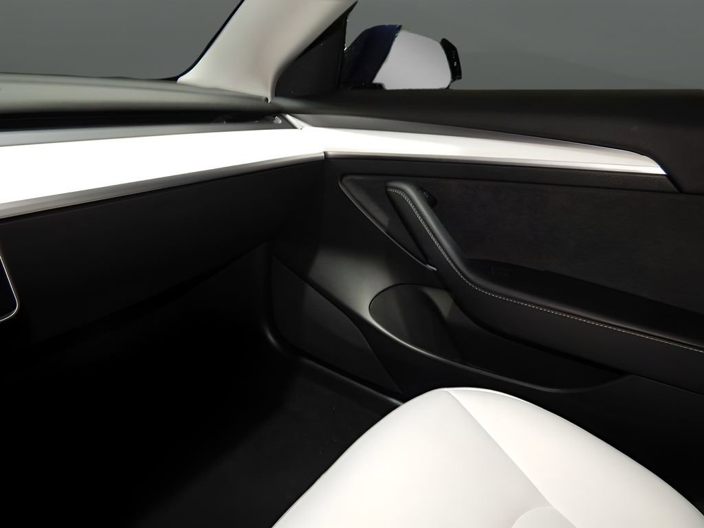 Used 2022 Tesla Model 3 Long Range image 26