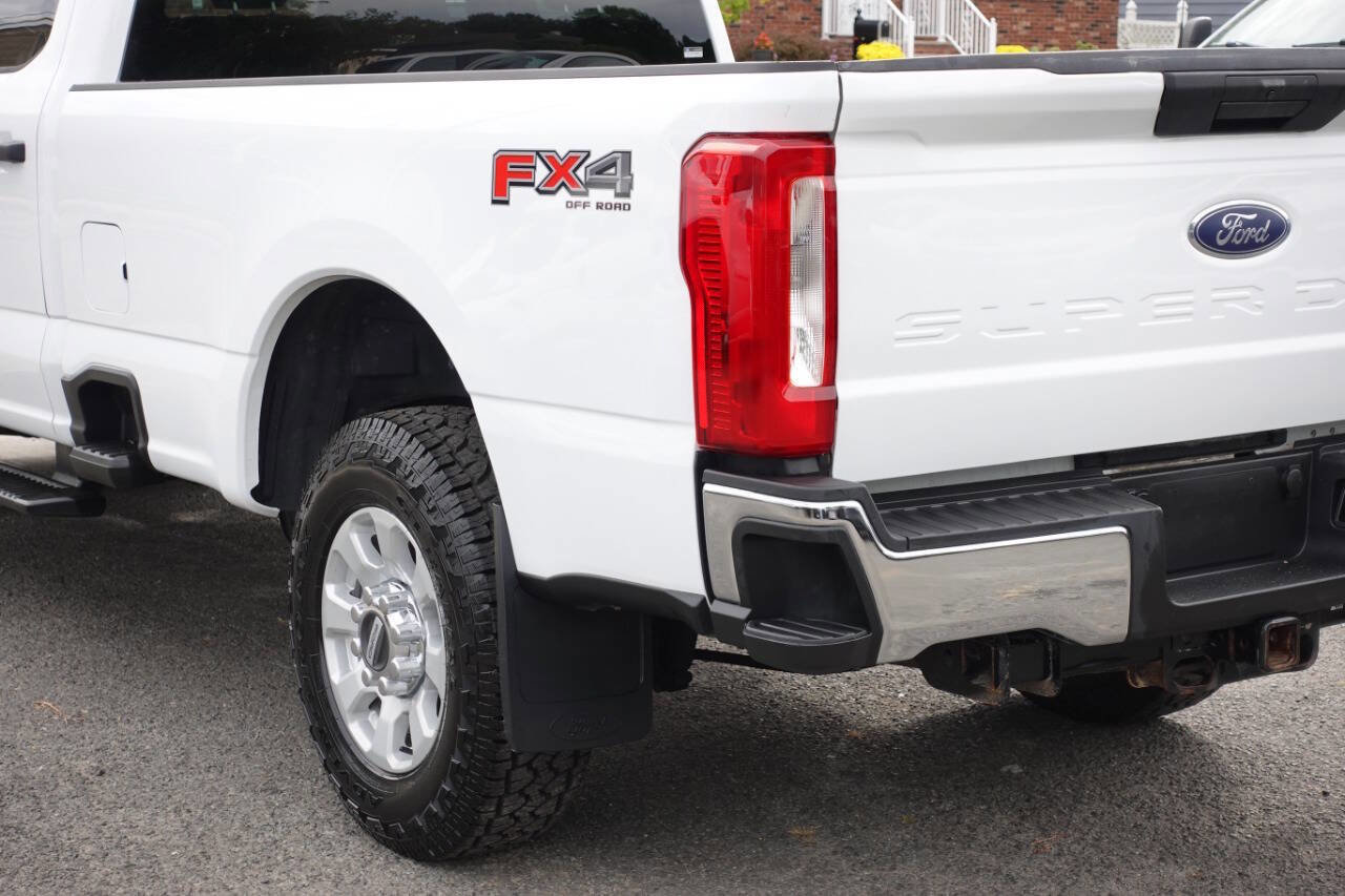 Used 2024 Ford F250 XLT image 9