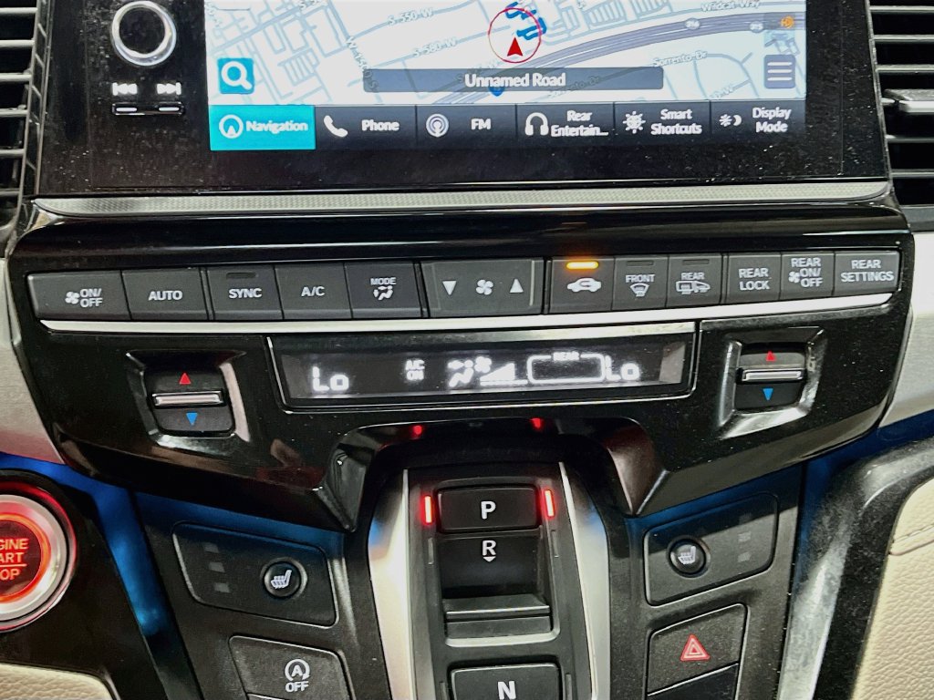 Used 2025 Honda Odyssey Touring image 16