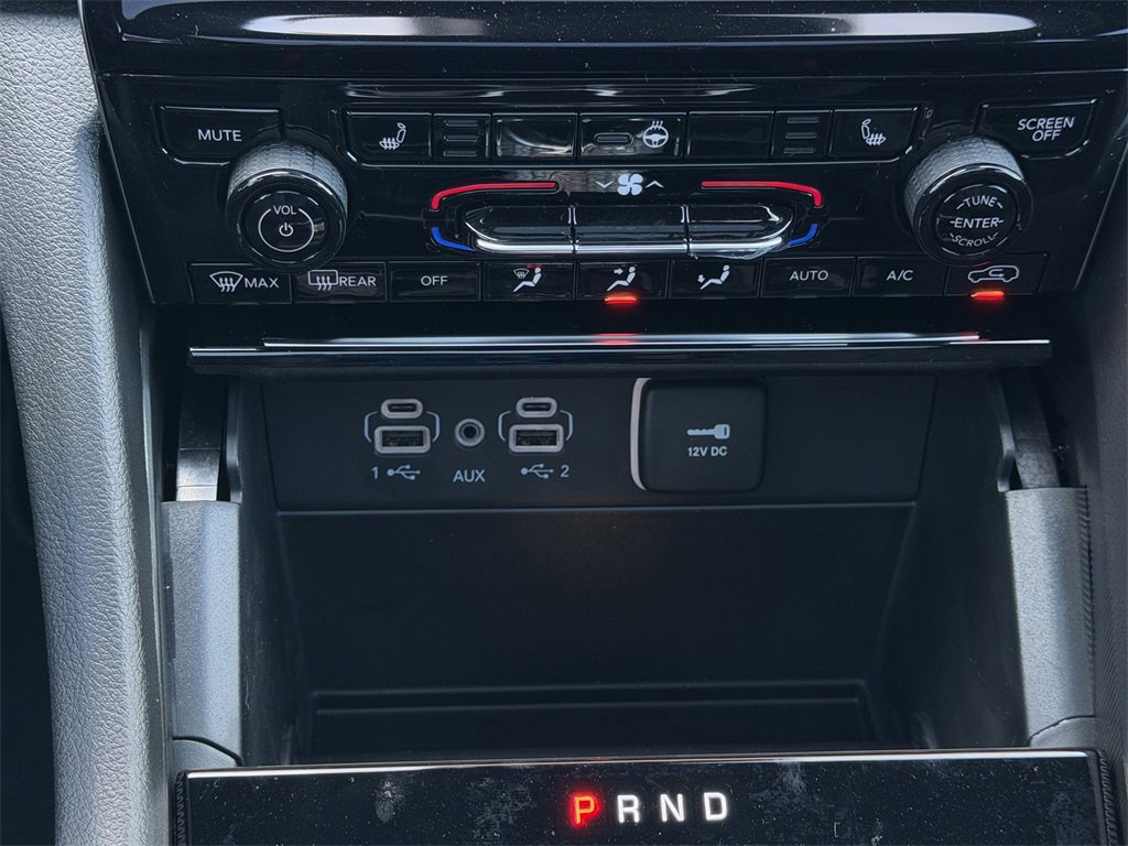 New 2025 Jeep Grand Cherokee L Limited w/ Black Appearance Package image 16