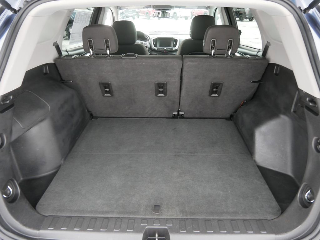 Used 2018 GMC Terrain SLE image 9