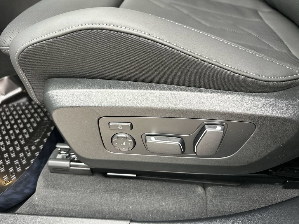 Used 2026 BMW X3 xDrive30i AWD/4WD image 14