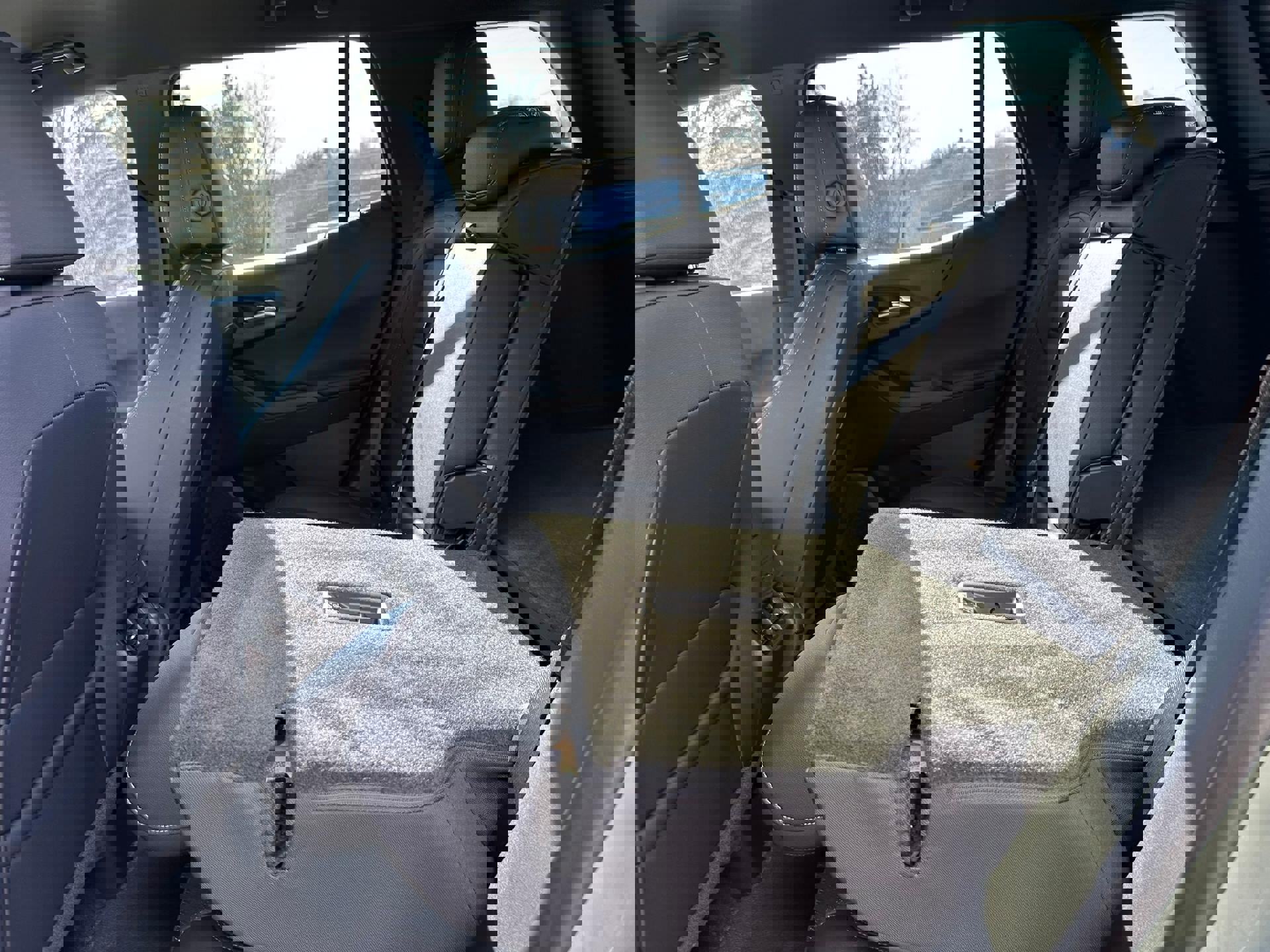 Certified 2025 Chevrolet Equinox LT w/ Convenience Package II image 29