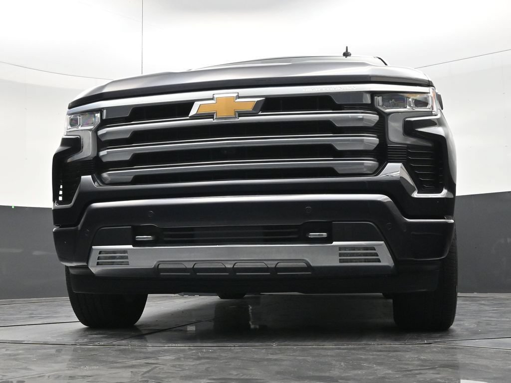 Used 2024 Chevrolet Silverado 1500 High Country w/ Technology Package RWD image 27