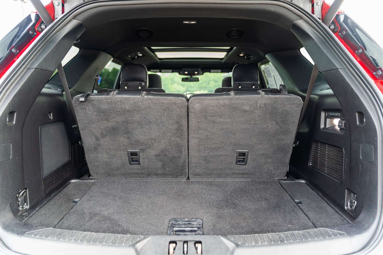 Certified 2020 Ford Explorer ST w/ ST Street Pack AWD/4WD image 15