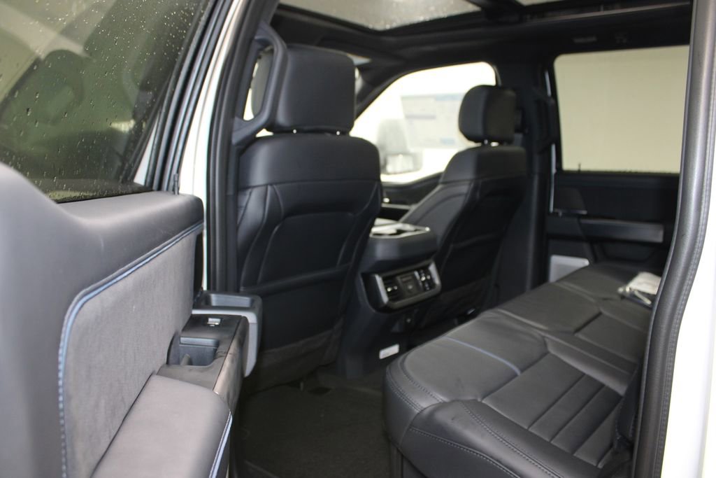 New 2026 Ford F250 Platinum image 30