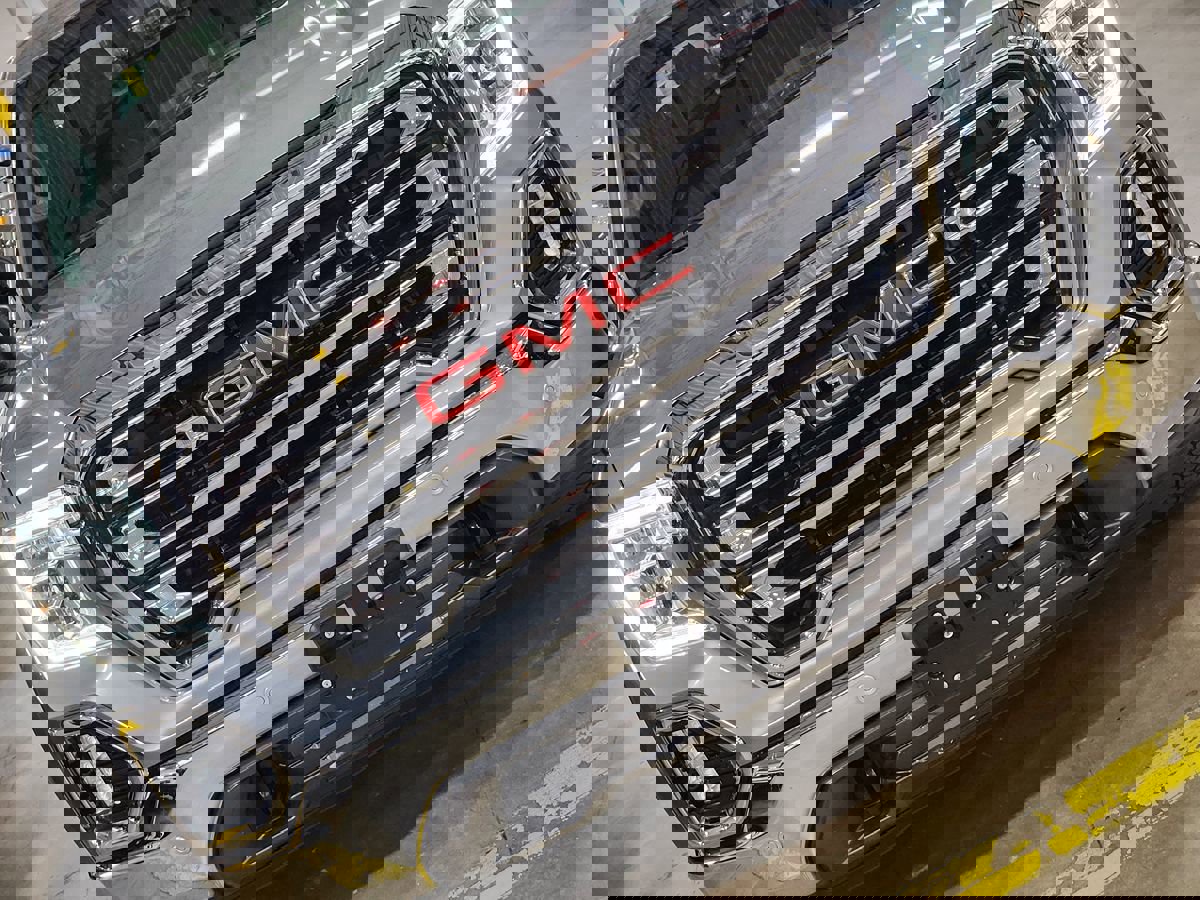 Used 2021 GMC Sierra 1500 SLT image 19